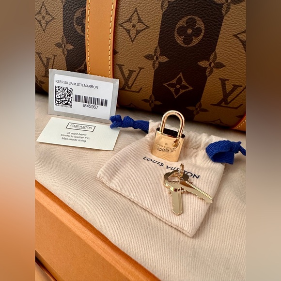 LOUIS VUITTON Keepall 50 - Picture 14 of 17